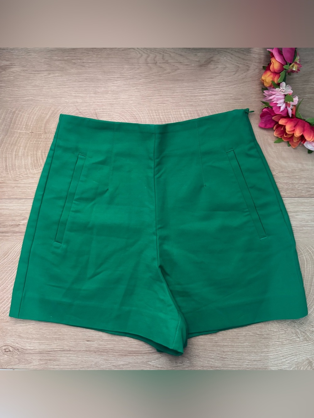 Zara High-Waist Shorts-Small